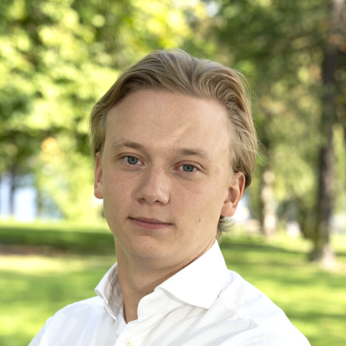 Victor Andersson, Financial Controller, Procuritas